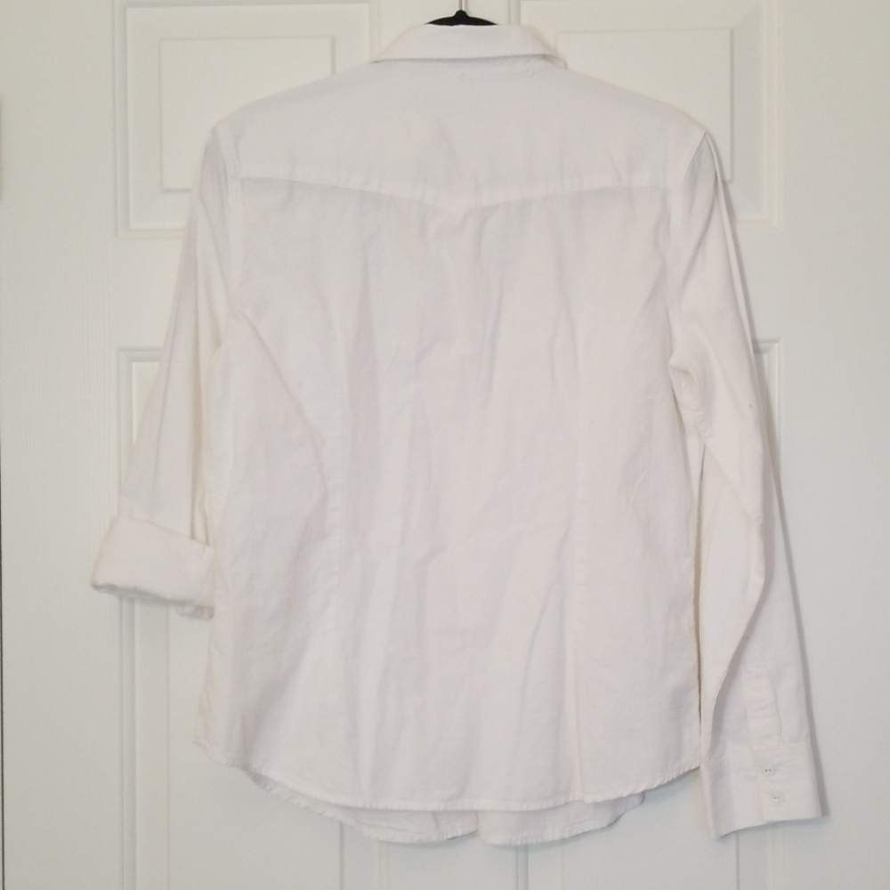 Gap button top - Picture 4 of 4
